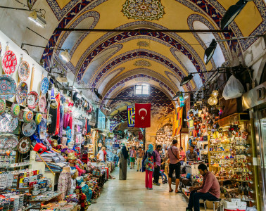 Exploring the thousands of stalls and vendors in the Grand Bazaar (Kapalıçarşı) in Istanbul Turkey